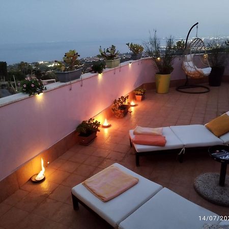 La Petite Maison Aci Castello Kültér fotó