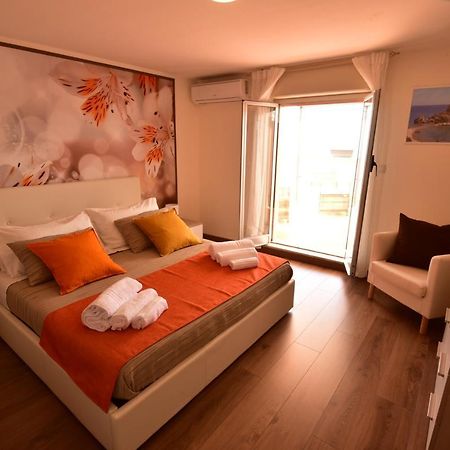 La Petite Maison Aci Castello Kültér fotó