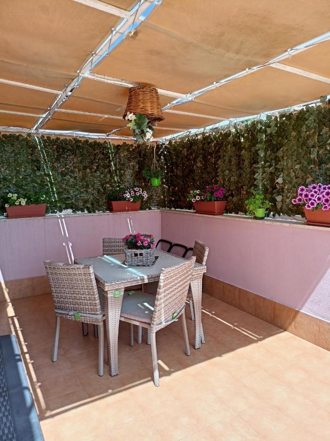 La Petite Maison Aci Castello Kültér fotó