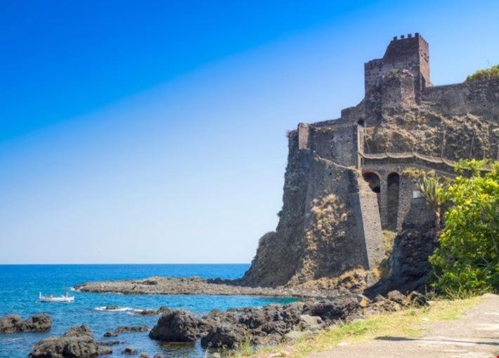 La Petite Maison Aci Castello Kültér fotó