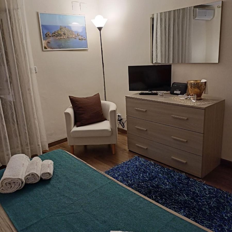 La Petite Maison Aci Castello Kültér fotó